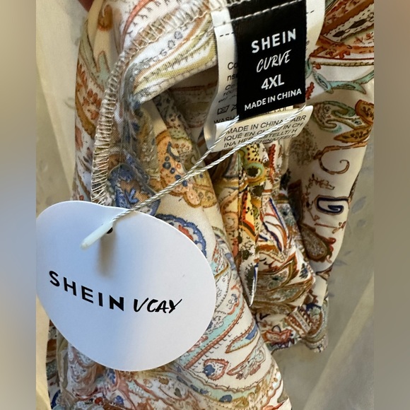 SHEIN VCAY Plus Paisley Print Halter Neck Dress - Picture 5 of 6